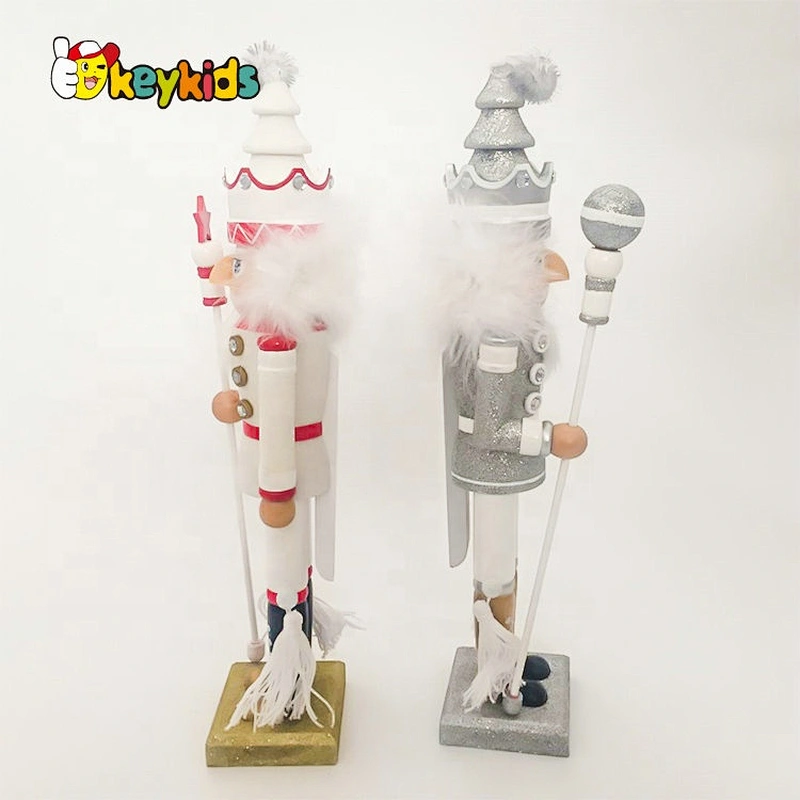 2019 New customize handcraft wooden nutcracker figurine for decor W02A334