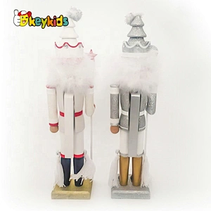 2019 Handcraft kids wooden nutcracker statue for wholesale W02A335