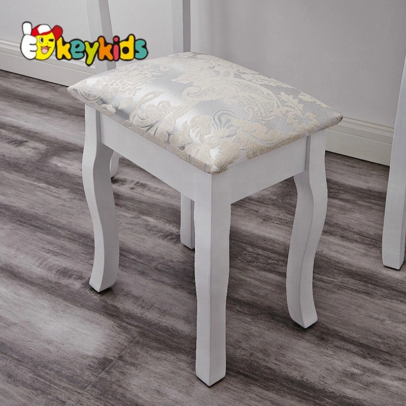 High performance white wooden dressing table with antique french design W08H016