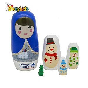 Customize 5 in 1 wooden christmas nesting dolls for girls W06D147