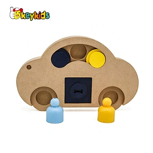 Wholesale creative paw shape wooden interactive dog toys best design pet IQ training wooden interactive dog toys W06F035