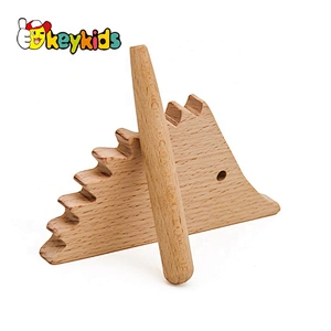 High quality natural unfinished wooden teething ring for babies W07I158