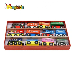 wholesale mini wooden magnetic train toy set for children W04A481