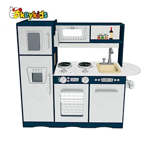 New design interactive play wooden toy kitchen set with real water W10C624