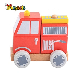 New arrival and good quality toddler wooden fire truck W04A532