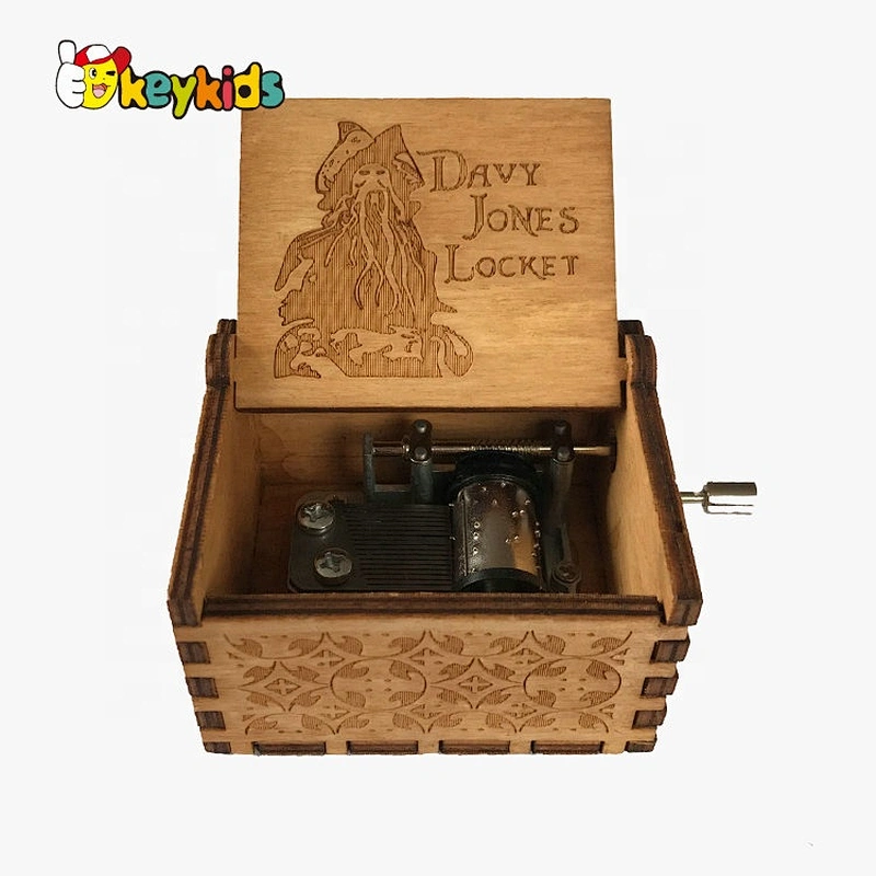 Antique carved wooden hand crank music box for kids W07B074