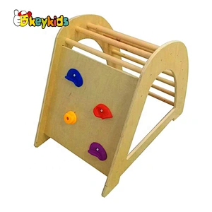 2020 High quality indoor wooden climbing frames with ladders W01F003
