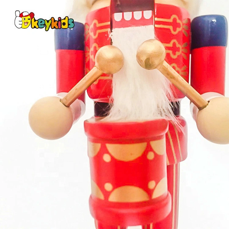 2019 Handcraft children wooden small nutcracker for wholesale W02A337