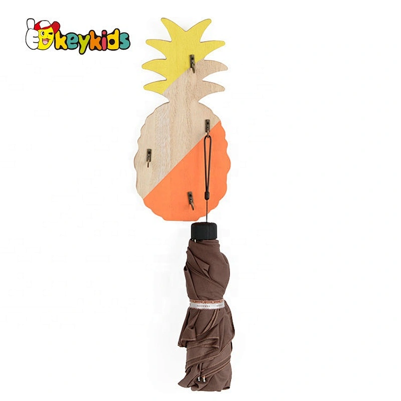 Decorative wooden wall hanging hooks for wholesale W09B101