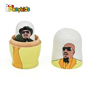 Hand paint 5 in 1 wooden russian nesting dolls with customize W06D146