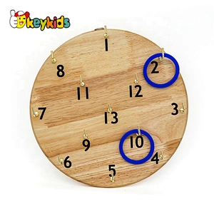 Outdoor kids wooden ring toss game with hanging board W01D019