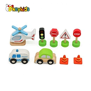 2019 New design educational play set wooden kids car garage with customize W04B077