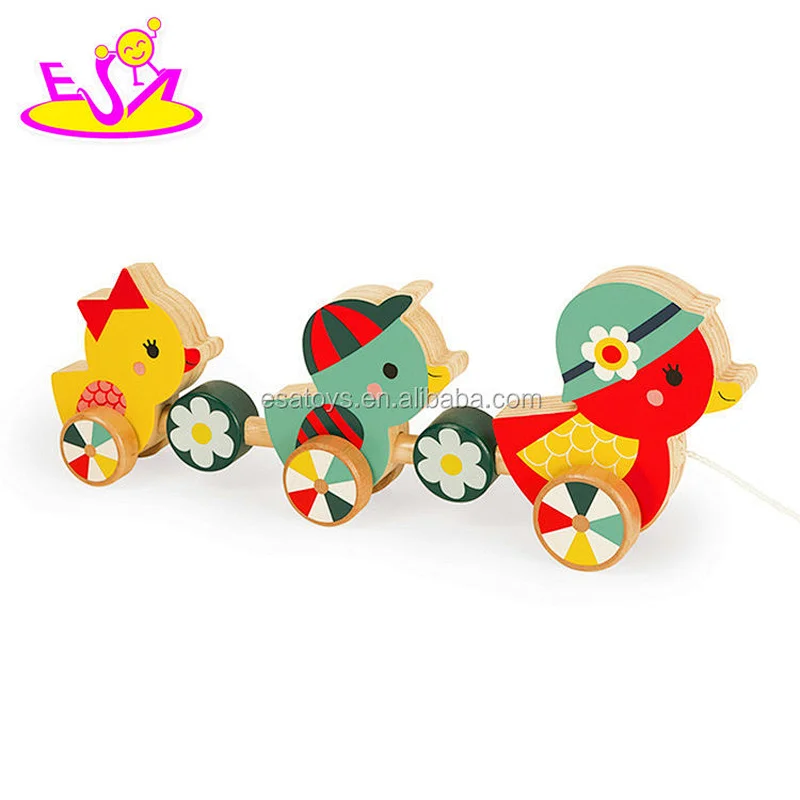 New hottest funny kids pull wooden chicken toys with customize W05B165