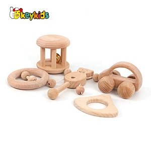 High quality grasping organic wooden rattle with bells W07I172