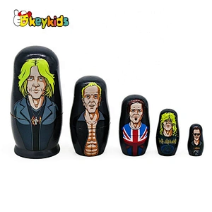 Hand paint 5 in 1 wooden traditional russian doll  with customize W06D151