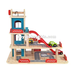 2020 New arrival mini wooden toy parking garage for children W04B083