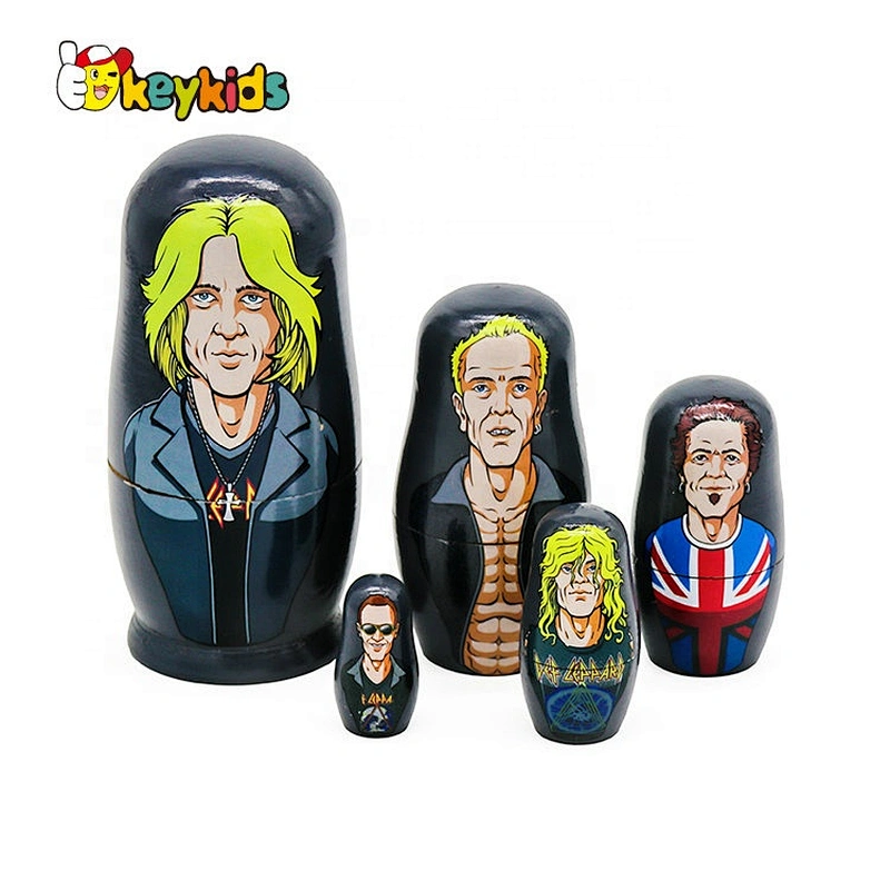 Hand paint 5 in 1 wooden traditional russian doll  with customize W06D151