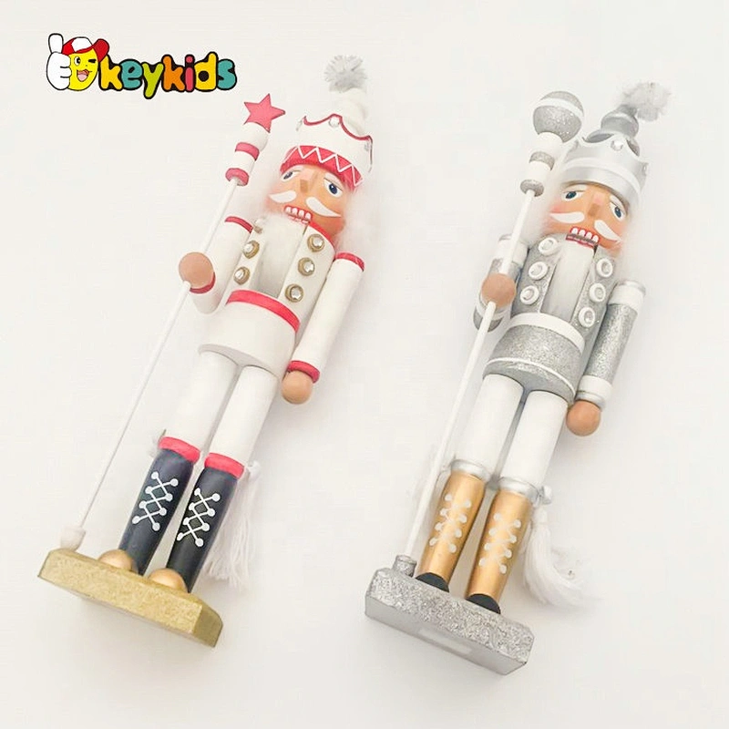 2019 New customize handcraft wooden nutcracker figurine for decor W02A334