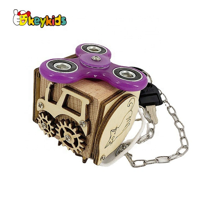 Early Education Toys Wooden Busy Cube Locking Game Montessori Educational Toys for Kids W12D320