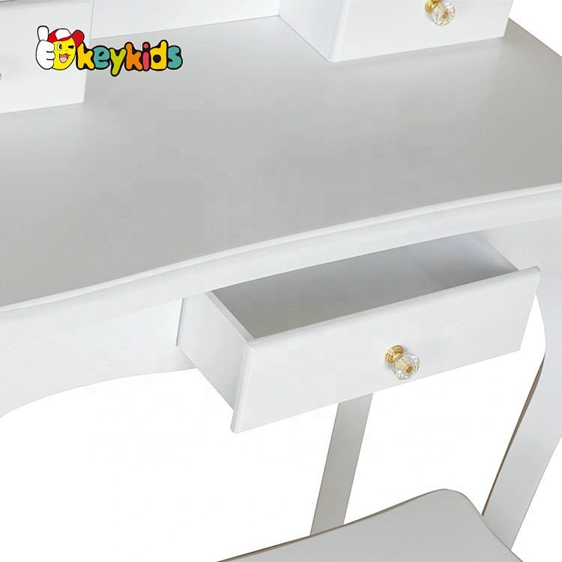2021 New released girls white wooden dressing table toy with mirror light W08H128B