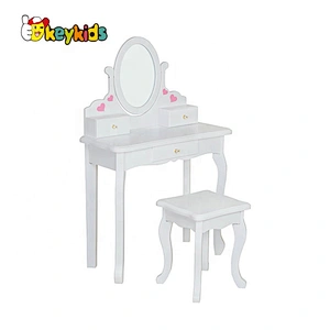 2021 New released girls white wooden dressing table toy with mirror light W08H128B