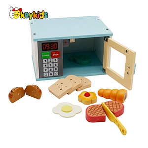Most popular simulation kitchen play set wooden microwave oven toy for children W10D523