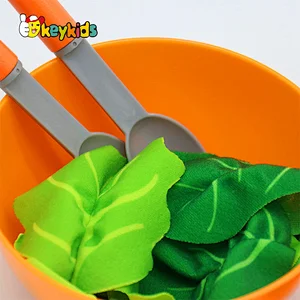 high quality pretend play vegetable wooden salad set toy for kids W10B424