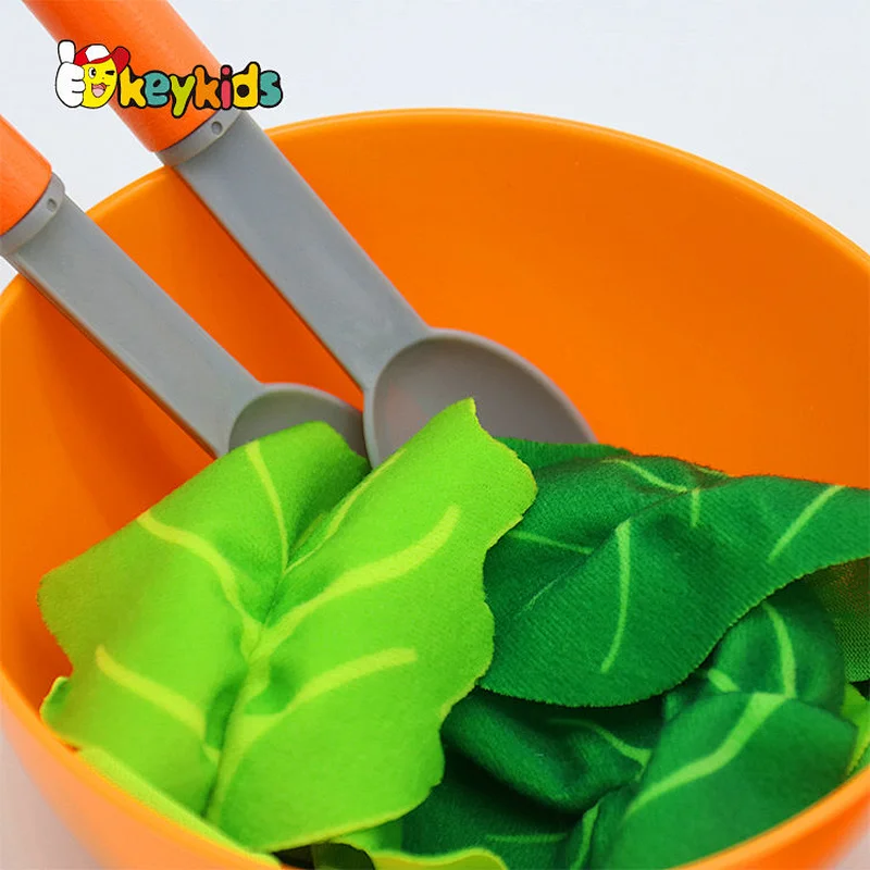 high quality pretend play vegetable wooden salad set toy for kids W10B424