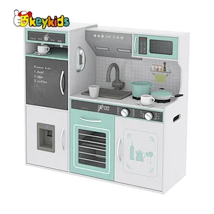 Hot Selling Custom Toddler Pretend Role Play Set Kids Wooden Kitchen Toys With Sounds Light W10C718