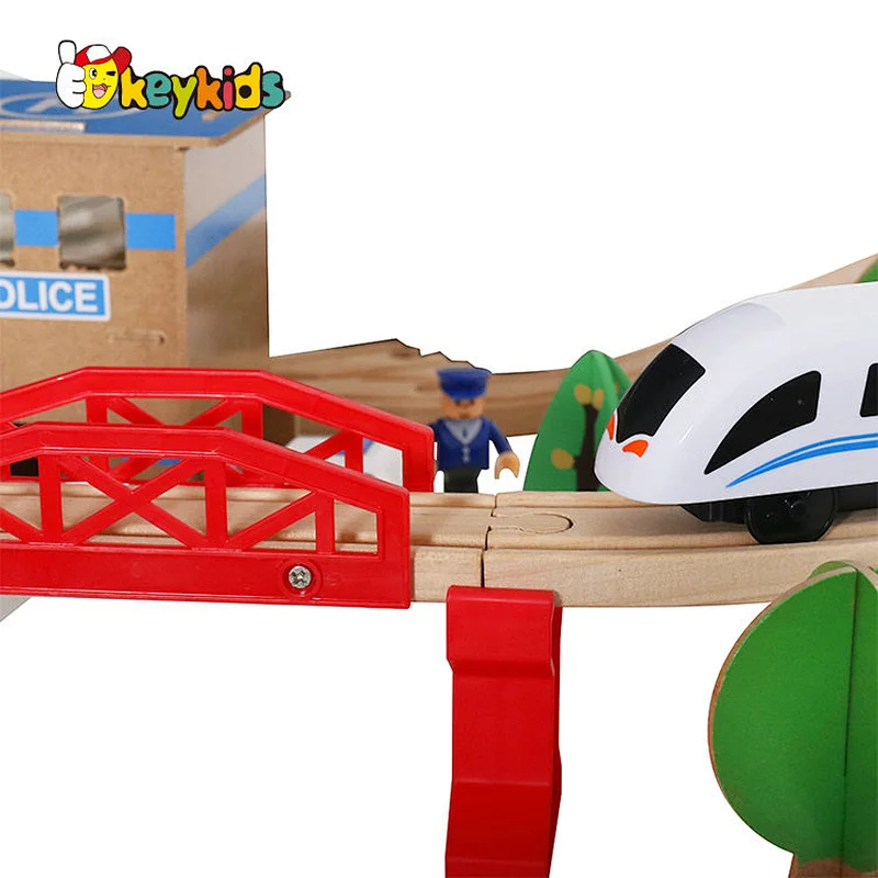 new design kids wooden electric toy train sets W04C048