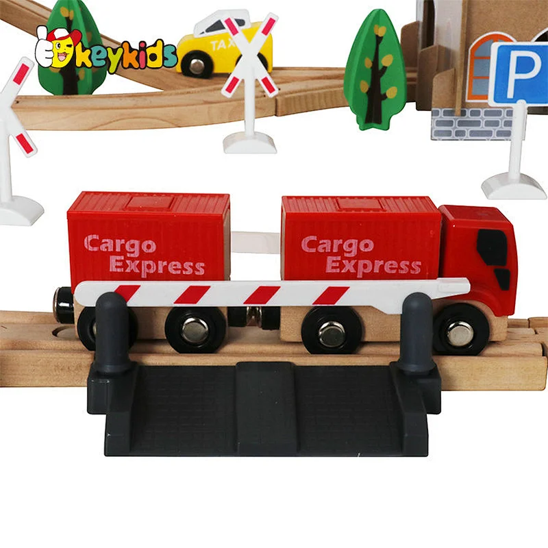 new design kids wooden electric toy train sets W04C048