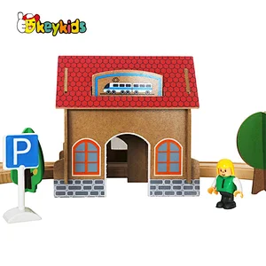 new design kids wooden electric toy train sets W04C048