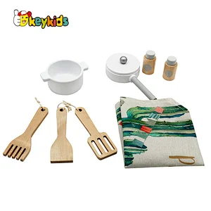 Top sale kids pretend play real wooden kitchen toy play set with Accessories W10C602