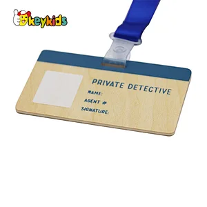 Customize pretend play set wooden toy detective kit for kids W10D425