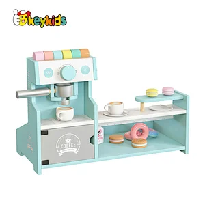 Hot sale role play wooden coffee shop toy with coffee maker W10D462
