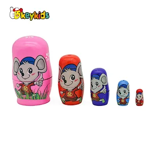 Traditional Hand Painted matryoshka wooden Russian nesting doll for wholesale W06D159