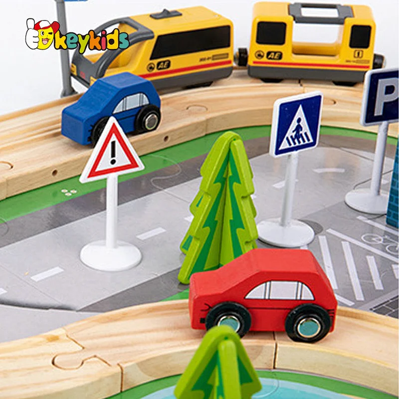 2022 Customize 108pcs rails wooden train track toy for kids W04C231