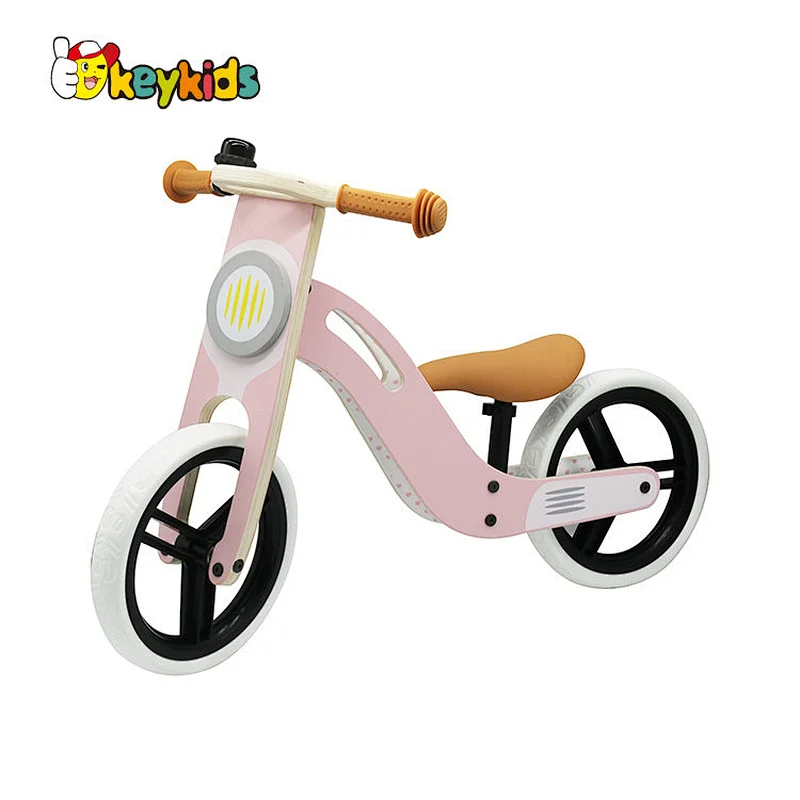 Customize toddlers balance walker wooden ride on toys with 4 wheels W16B018