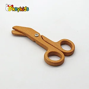 Wooden educational doctor medical pretend toy dentist kit for toddlers W10D540