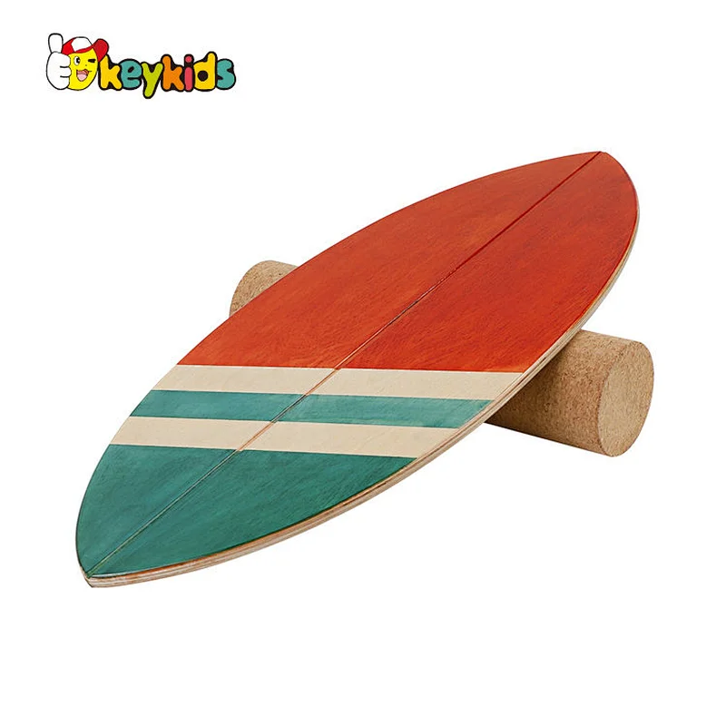 Custom classic balance board wooden trickboard with cork roller W01F093