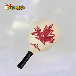 Customized Usapa approved non-slip wooden pickleball rackets with balls W01C003