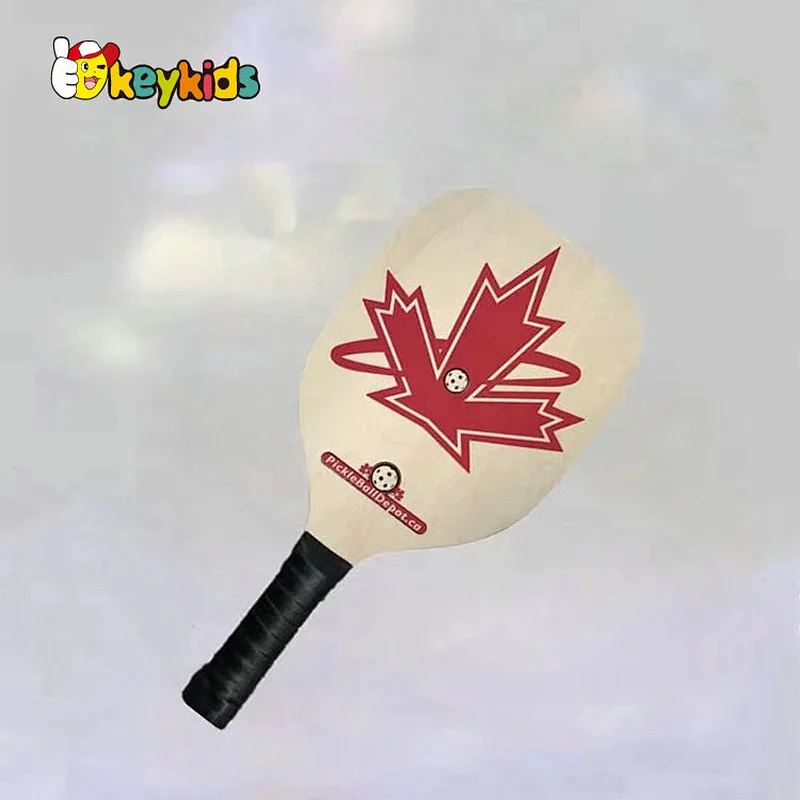 Customized Usapa approved non-slip wooden pickleball rackets with balls W01C003