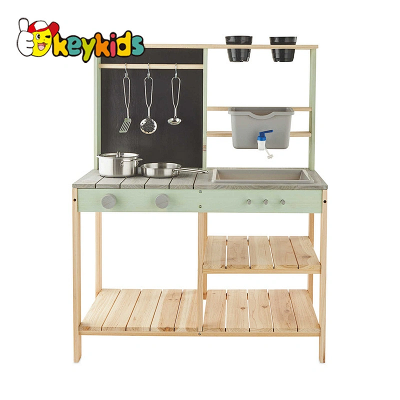 Kids outdoor play running water wooden mud kitchen with accessory W10C771