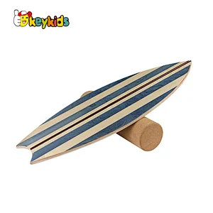 Factory directly custom wooden balance board trainer with cork roller W01F091