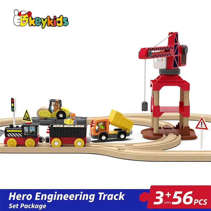 Classic 55PCS kids construction wooden railway toy with crane W04C243