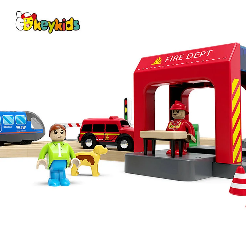 Hot sell 70 pcs firefighting wooden toy train set for kids W04C240