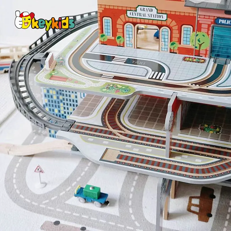 New design preschool play 4 floors wooden city bus station toy for kids W04C250