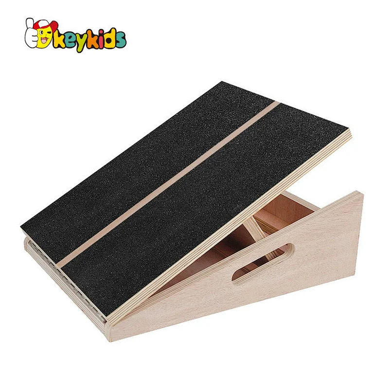 Hot Selling Anti-Slip Adjustable Foot Calf Stretcher Wooden Incline Board W01F099