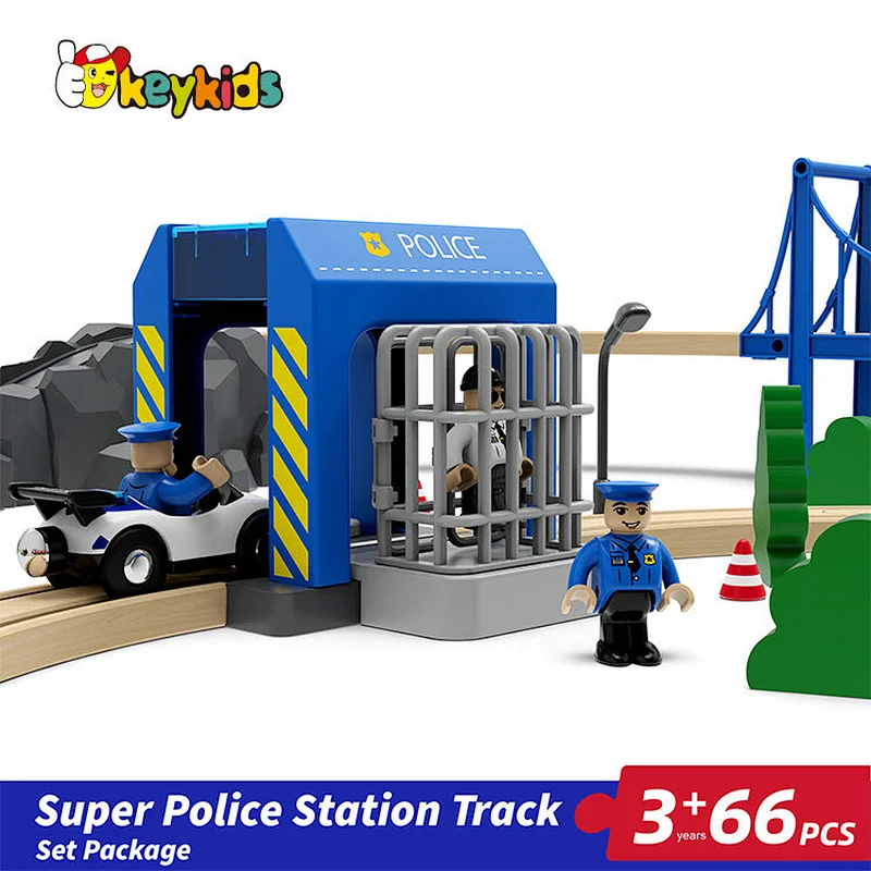wholesale 66PCS children wooden toy train track set with electric cars W04C245