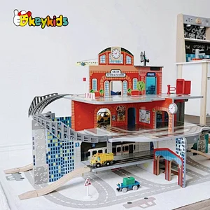 New design preschool play 4 floors wooden city bus station toy for kids W04C250